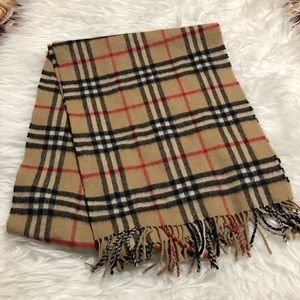 🧣UNBRANDED SCARF “NO TAGS” 🧣